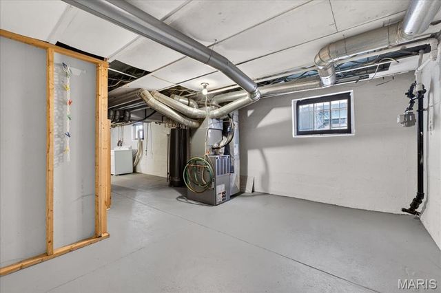 4437 S 37th Street, St Louis, MO 63116