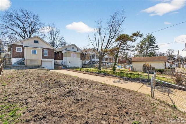 4437 S 37th Street, St Louis, MO 63116