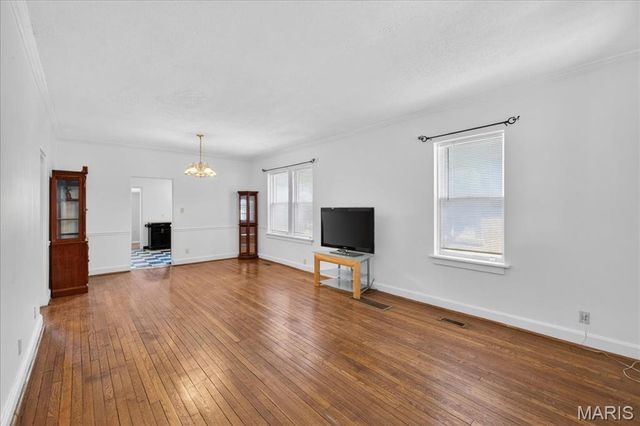 4437 S 37th Street, St Louis, MO 63116