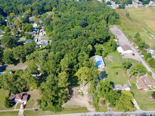 16068 Middlebelt Road, Romulus, MI 48174
