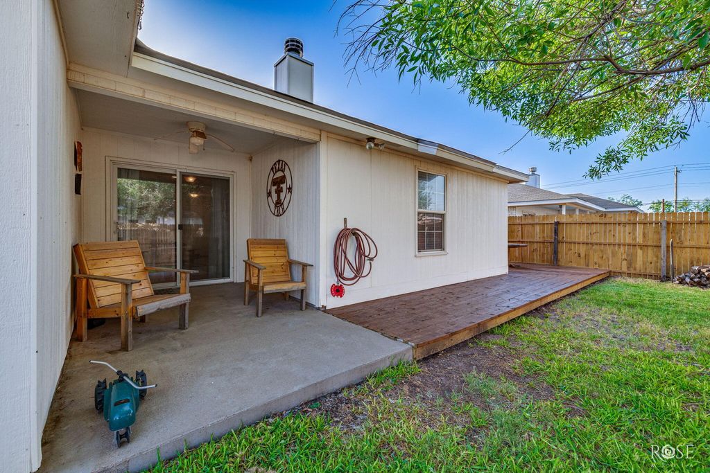Image 23 of property listing at 1203 Wallace Lane, San Angelo, TX 76905