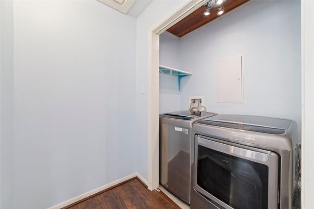 8625 Bob White Drive, Houston, TX 77074