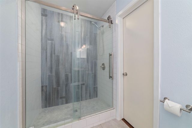 8625 Bob White Drive, Houston, TX 77074