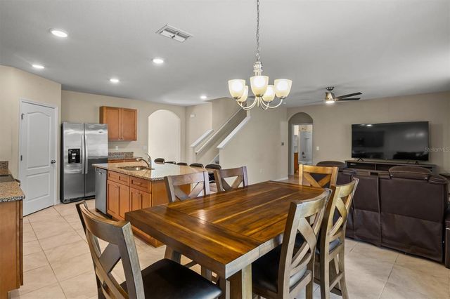 323 HARBOUR WAY, Mulberry, FL 33860