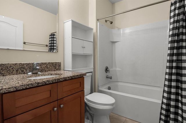 323 HARBOUR WAY, Mulberry, FL 33860