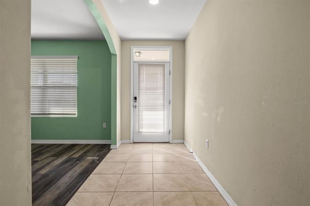 323 HARBOUR WAY, Mulberry, FL 33860