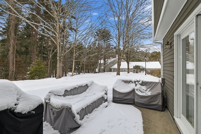 40 Bay Farm Rd 40, Duxbury, MA 02332