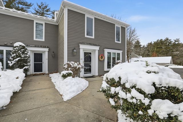 40 Bay Farm Rd 40, Duxbury, MA 02332
