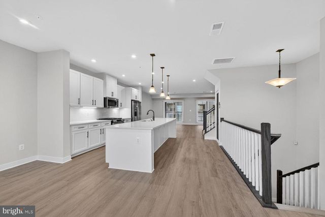 1654 KIRKMAN ST, Dumfries, VA 22026