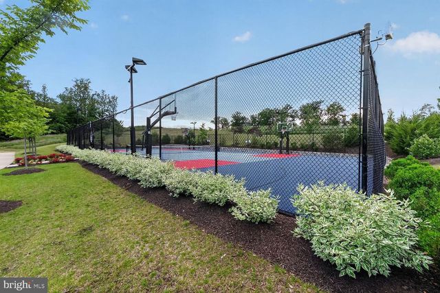 1654 KIRKMAN ST, Dumfries, VA 22026