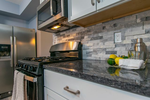 8387 Lakeview Court, Ypsilanti, MI 48198