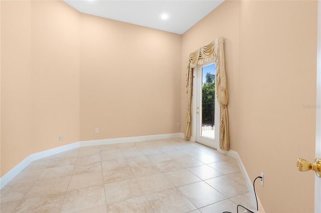 10603 CAYMAN ISLE COURT, Tampa, FL 33647