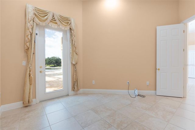 10603 CAYMAN ISLE COURT, Tampa, FL 33647
