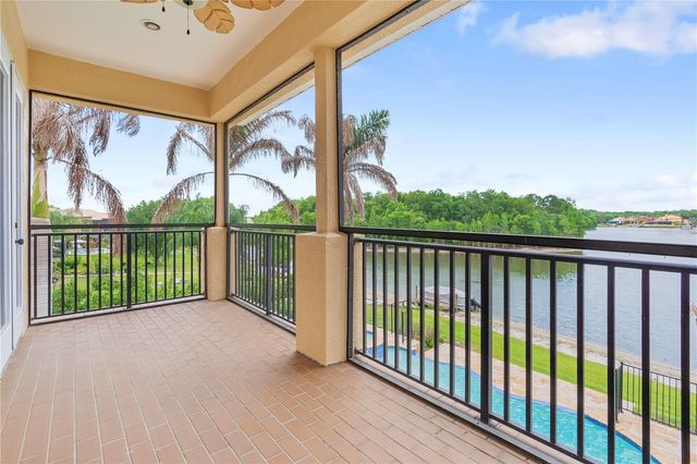 10603 CAYMAN ISLE COURT, Tampa, FL 33647
