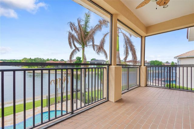 10603 CAYMAN ISLE COURT, Tampa, FL 33647