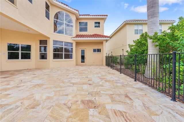 10603 CAYMAN ISLE COURT, Tampa, FL 33647