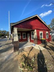 2604 Jefferson Street, Savannah, GA 31401