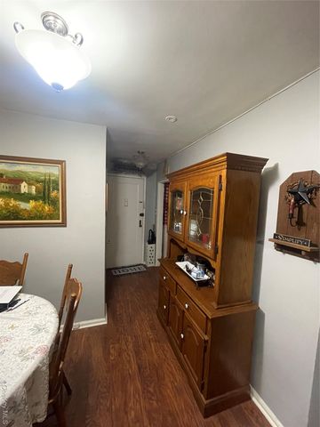 83-77 Woodhaven Boulevard 3F, Woodhaven, NY 11421