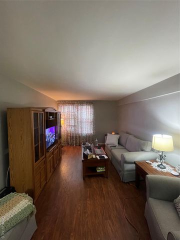 83-77 Woodhaven Boulevard 3F, Woodhaven, NY 11421