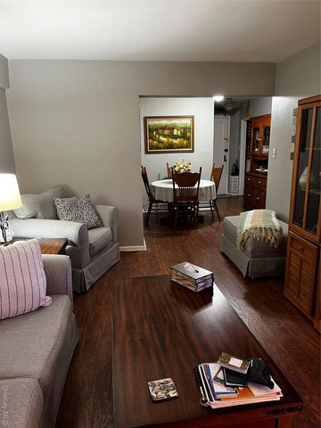 83-77 Woodhaven Boulevard 3F, Woodhaven, NY 11421