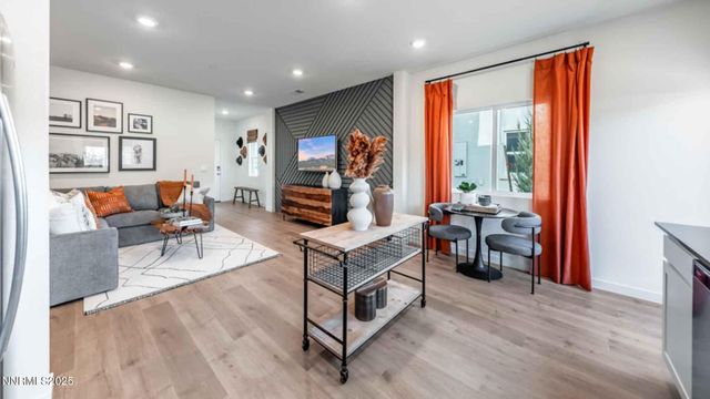 8399 Redwood Dawn Drive, Reno, NV 89506