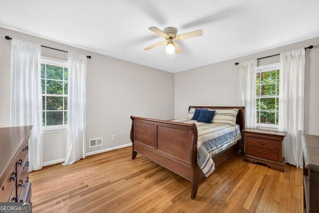 106 St James Court, Athens, GA 30606