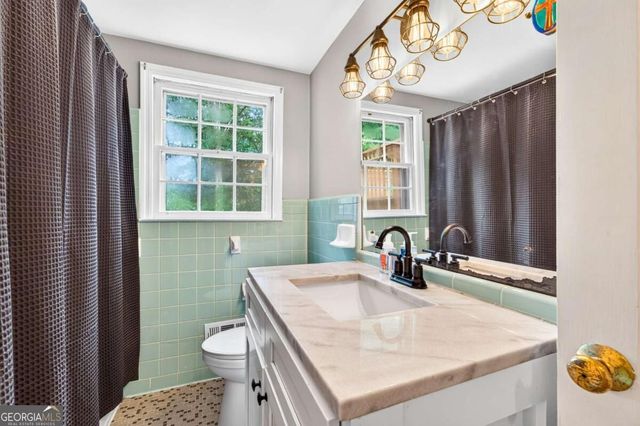 106 St James Court, Athens, GA 30606