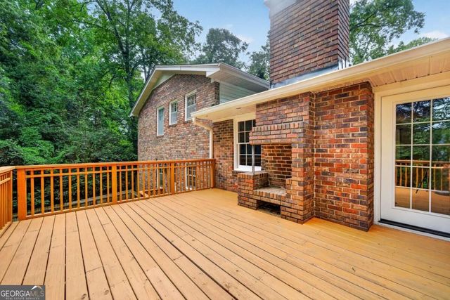 106 St James Court, Athens, GA 30606