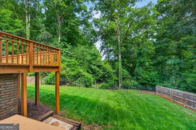 106 St James Court, Athens, GA 30606
