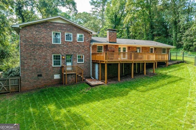 106 St James Court, Athens, GA 30606