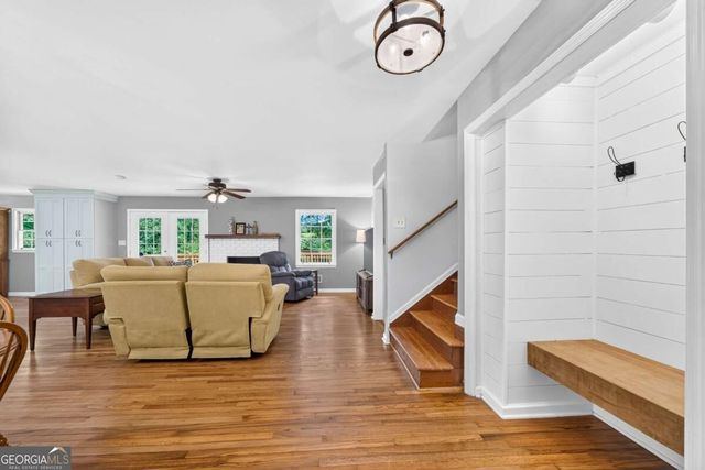 106 St James Court, Athens, GA 30606