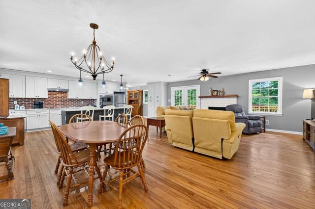 106 St James Court, Athens, GA 30606