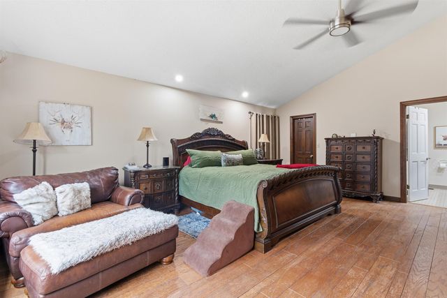 704 TEM ST, Bolivar, TN 38008