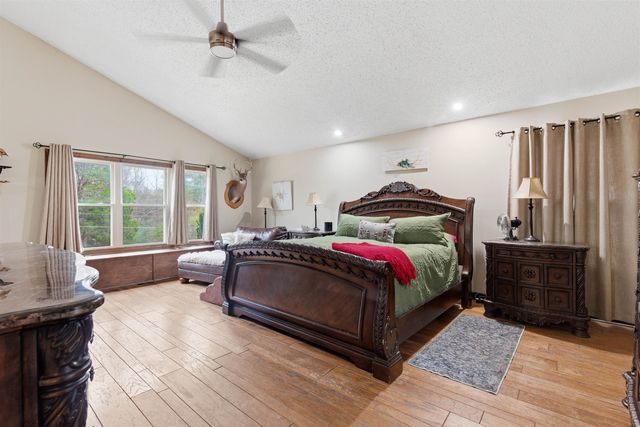 704 TEM ST, Bolivar, TN 38008