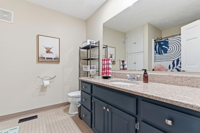 704 TEM ST, Bolivar, TN 38008