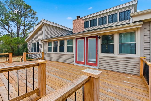 704 TEM ST, Bolivar, TN 38008