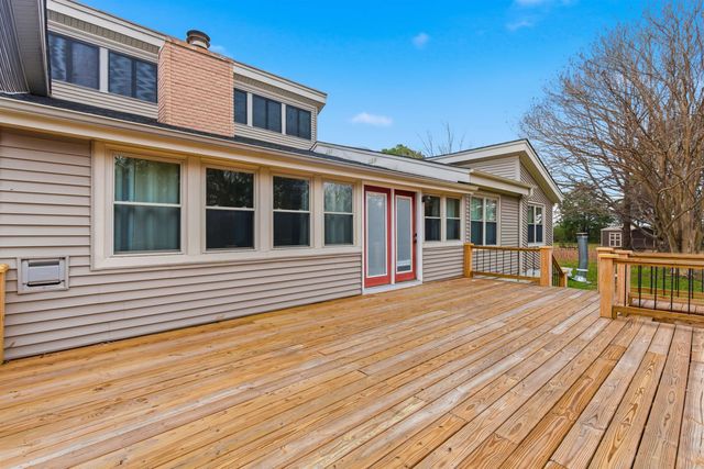 704 TEM ST, Bolivar, TN 38008