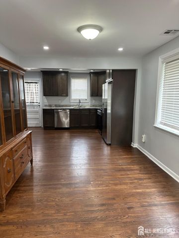 242 Grove Street, Woodbridge Proper, NJ 07095