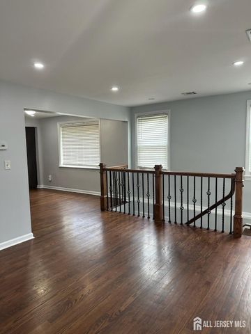 242 Grove Street, Woodbridge Proper, NJ 07095