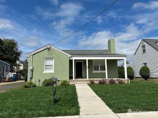 242 Grove Street, Woodbridge Proper, NJ 07095