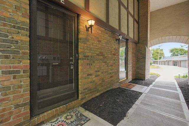 4753 Middletowne Street, -4753E, Columbus, OH 43214