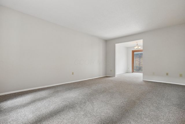 4753 Middletowne Street, -4753E, Columbus, OH 43214