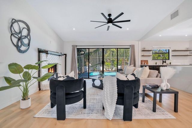 415 E 6TH AVENUE, Windermere, FL 34786