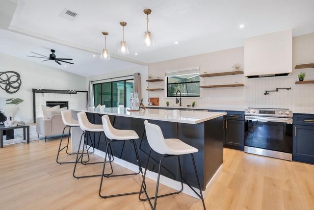 415 E 6TH AVENUE, Windermere, FL 34786