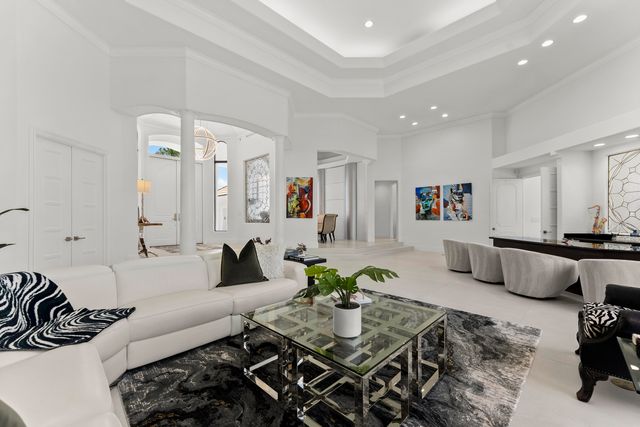4451 Bocaire Boulevard, Boca Raton, FL 33487