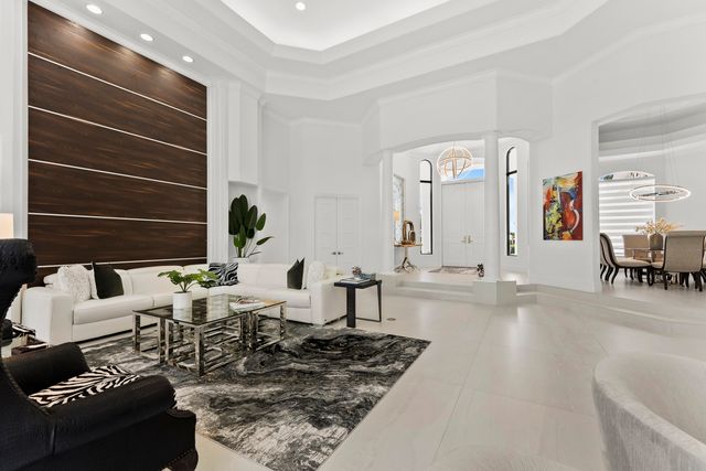 4451 Bocaire Boulevard, Boca Raton, FL 33487