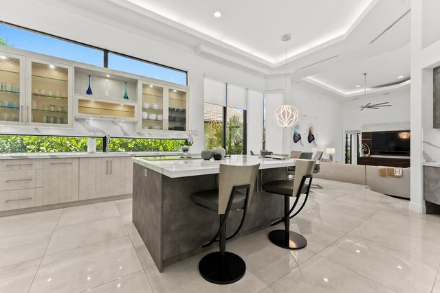 4451 Bocaire Boulevard, Boca Raton, FL 33487
