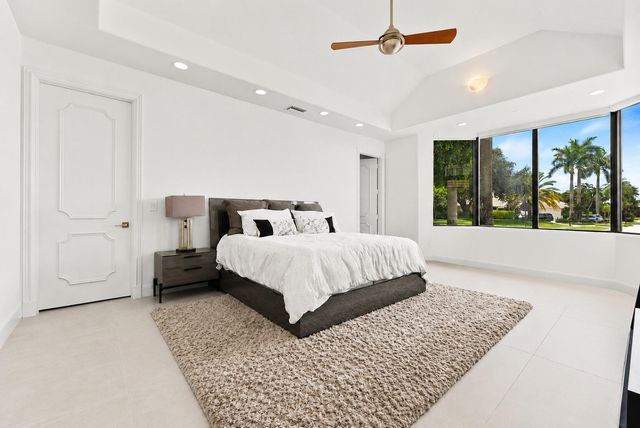4451 Bocaire Boulevard, Boca Raton, FL 33487