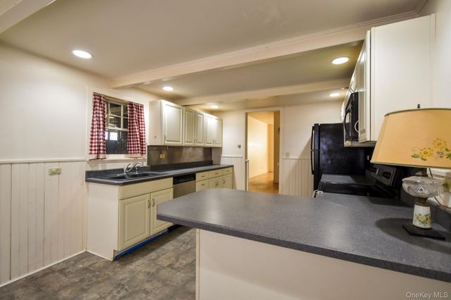 6099 Route 82, Stanfordville, NY 12581