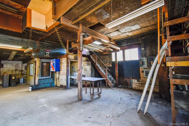 6099 Route 82, Stanfordville, NY 12581